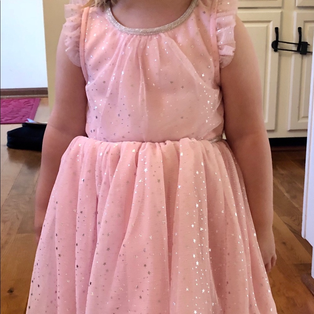 Zunie Ruffle Sleeve Star Dress